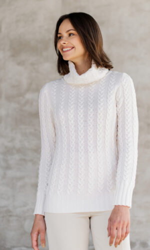 MITHIO Lambswool cable knit women´s loose collar sweater Agnes off white