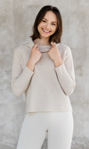 Lambswool women´s loose collar sweater Loona light beige melange