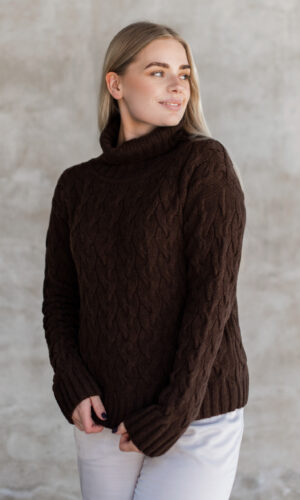 Lambswool big cable knit women´s sweater Sohvi dark brown